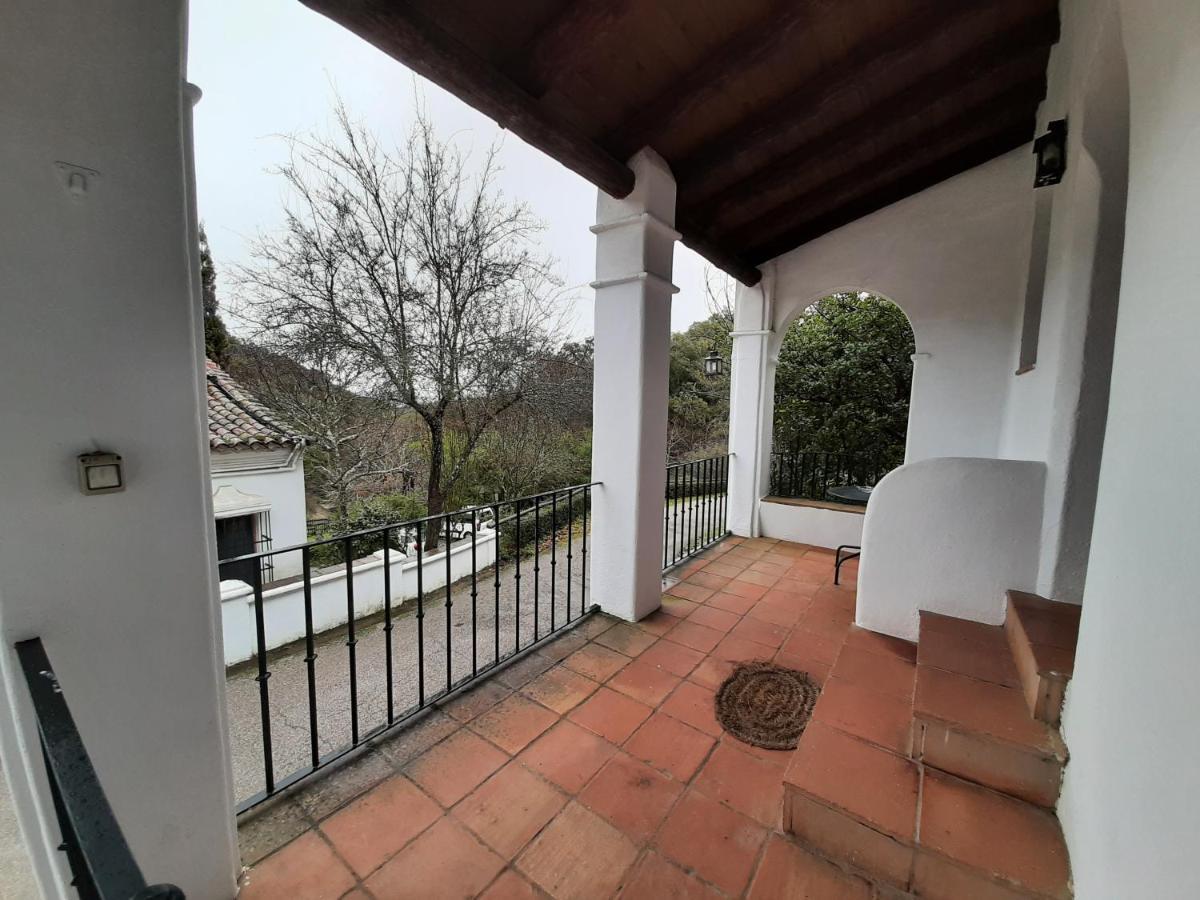 Finca Valbono Apartamentos Rurales Y Hotel Aracena Bagian luar foto