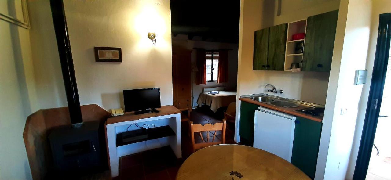 Finca Valbono Apartamentos Rurales Y Hotel Aracena Bagian luar foto