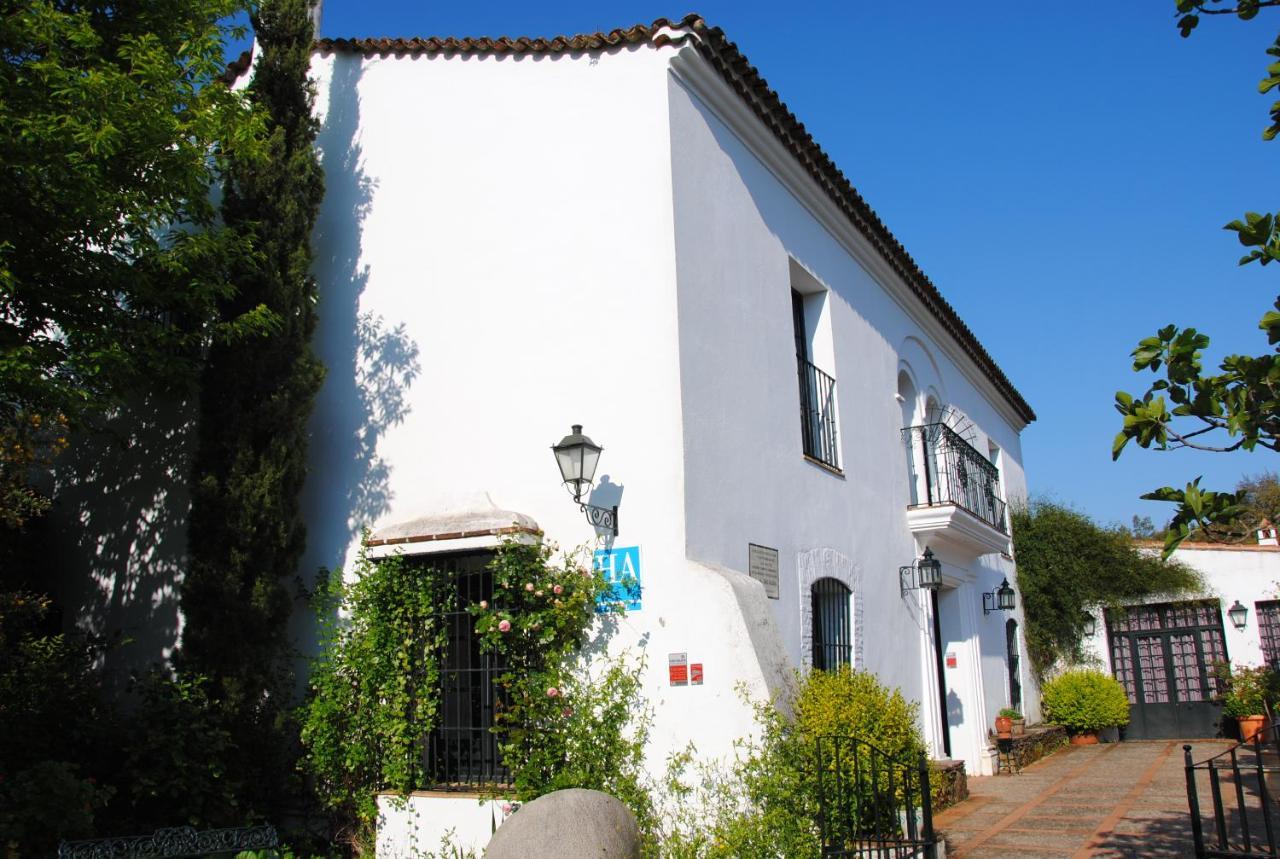 Finca Valbono Apartamentos Rurales Y Hotel Aracena Bagian luar foto